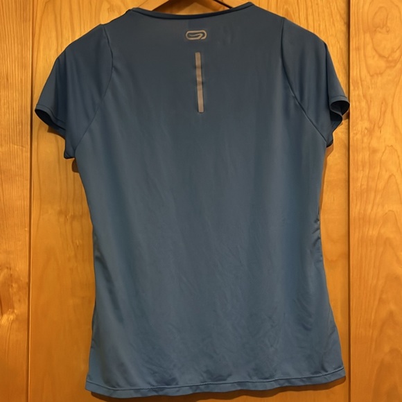 Blue Workout Tee Sz Medium/Large - Picture 4 of 4